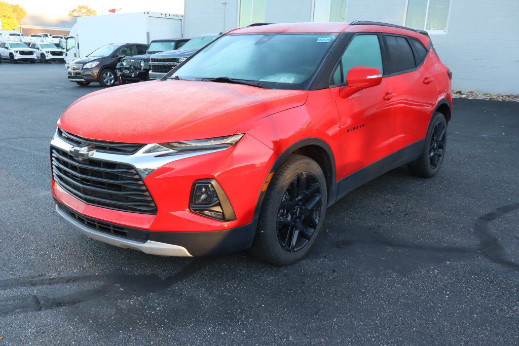Used 2021 Chevrolet Blazer LT AWD/4WD image 2