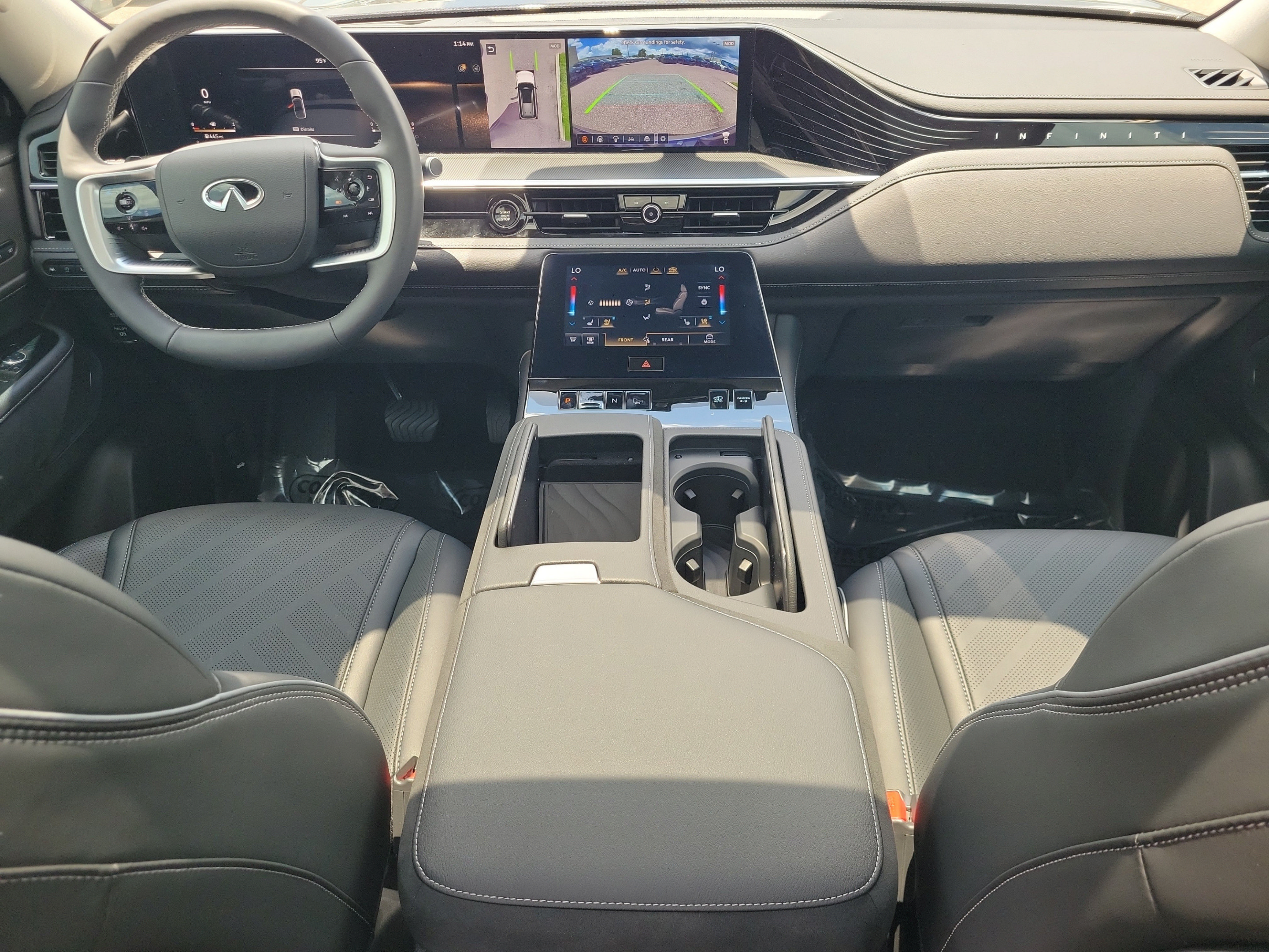 Certified 2026 INFINITI QX80 Luxe w/ Cargo Package AWD/4WD image 5