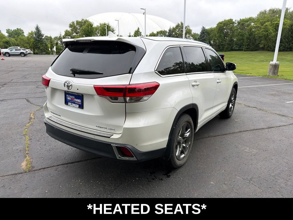 Used 2017 Toyota Highlander Limited AWD/4WD image 4