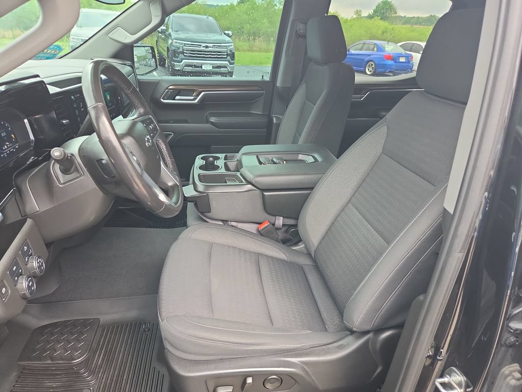 Certified 2022 Chevrolet Silverado 1500 RST AWD/4WD image 29