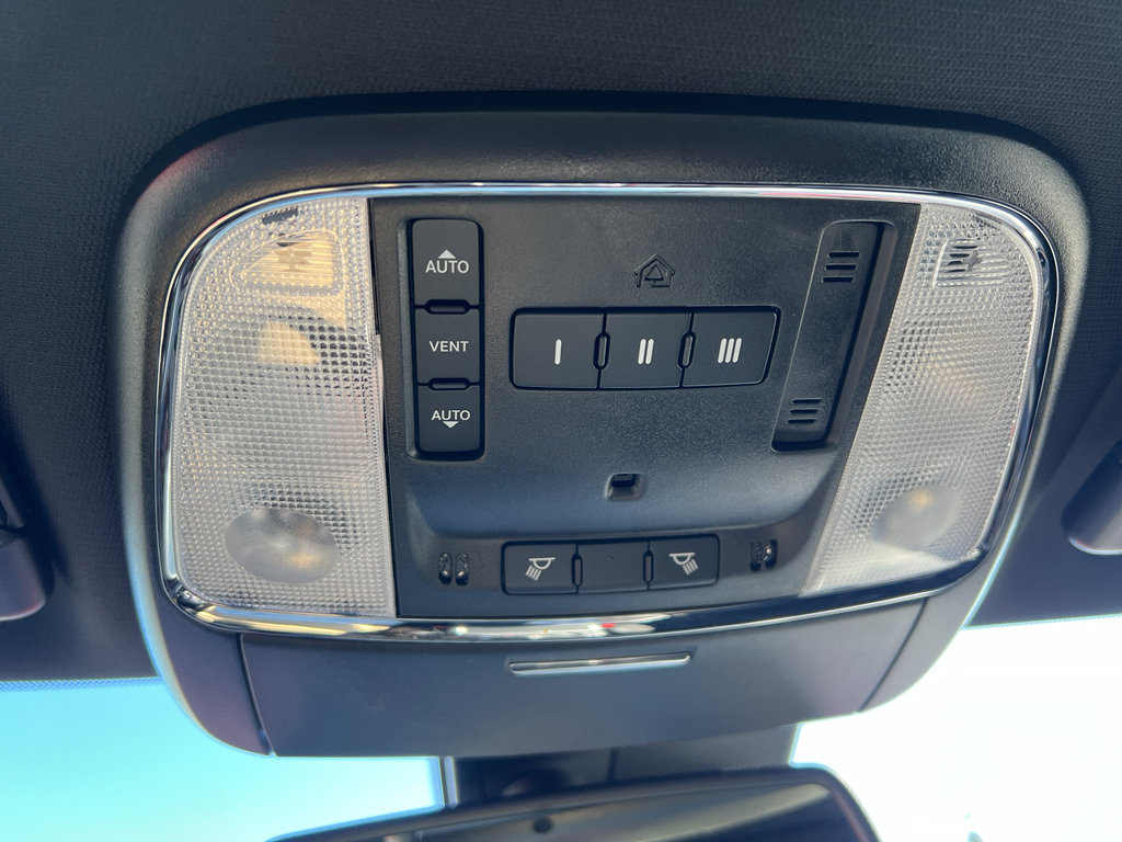 Used 2023 Dodge Charger Scat Pack w/ Plus Group image 43