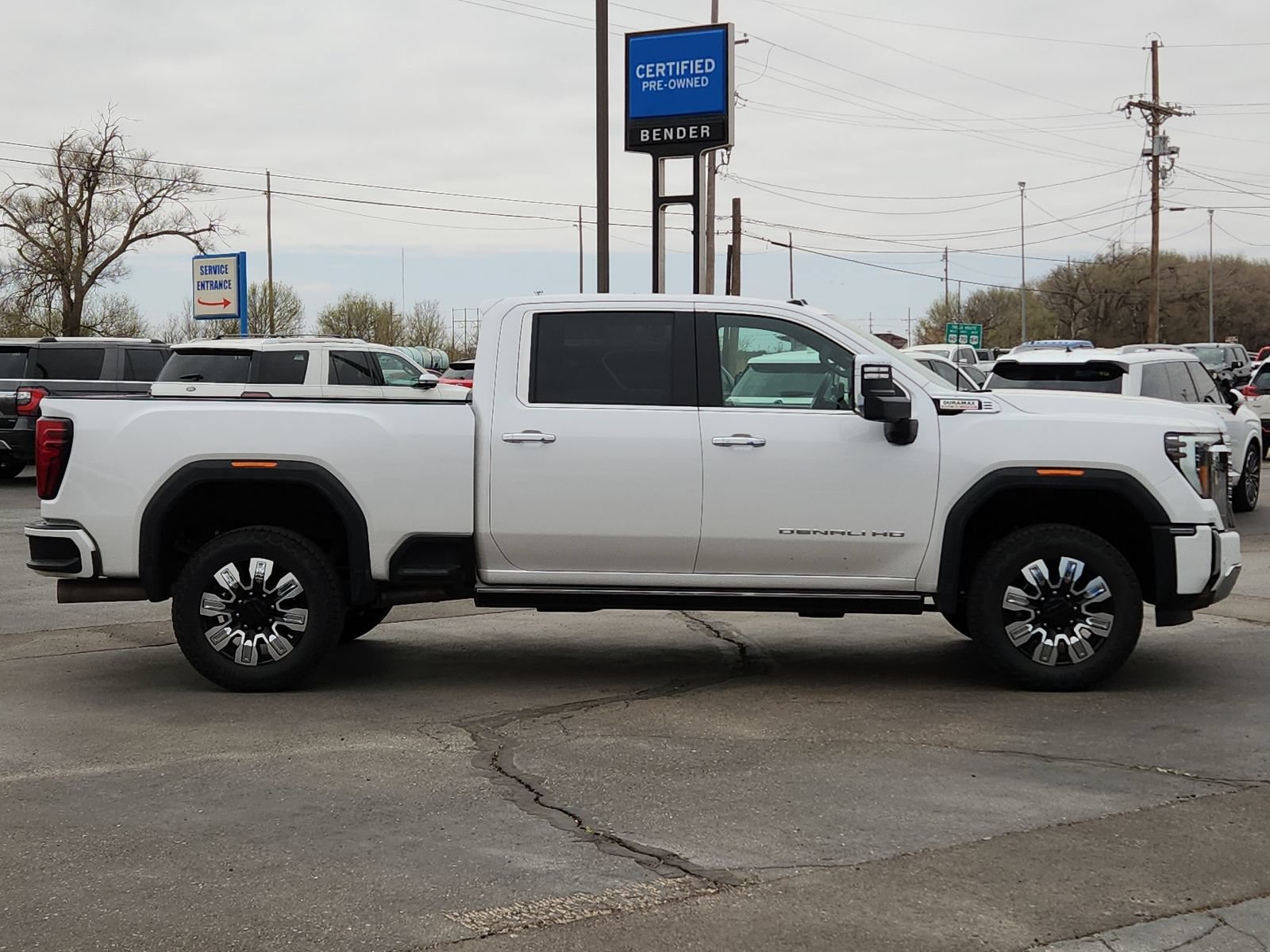Used 2025 GMC Sierra 2500 Denali w/ Max Trailering Package AWD/4WD image 5
