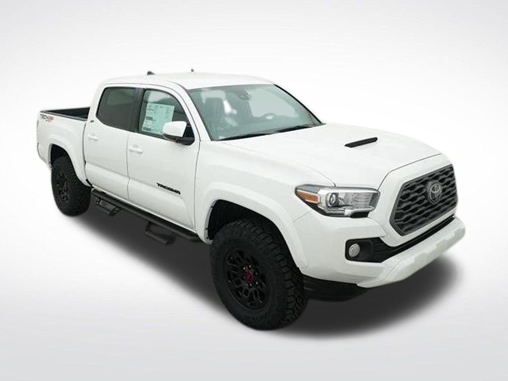 Used 2022 Toyota Tacoma TRD Sport w/ Technology Package AWD/4WD image 16