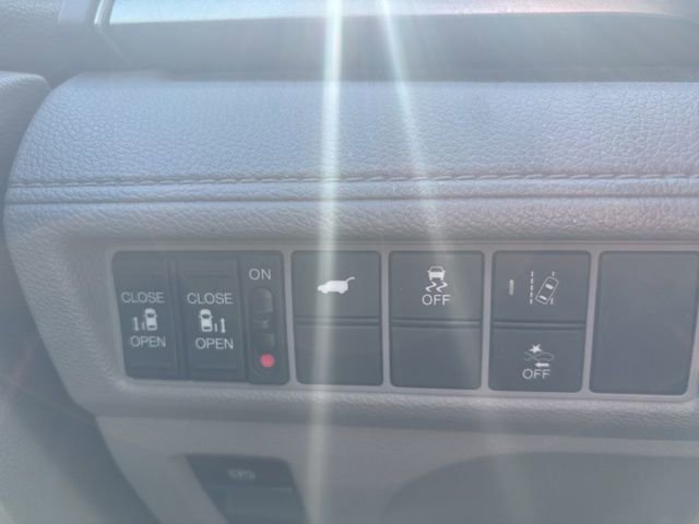 Used 2018 Honda Odyssey EX-L image 16