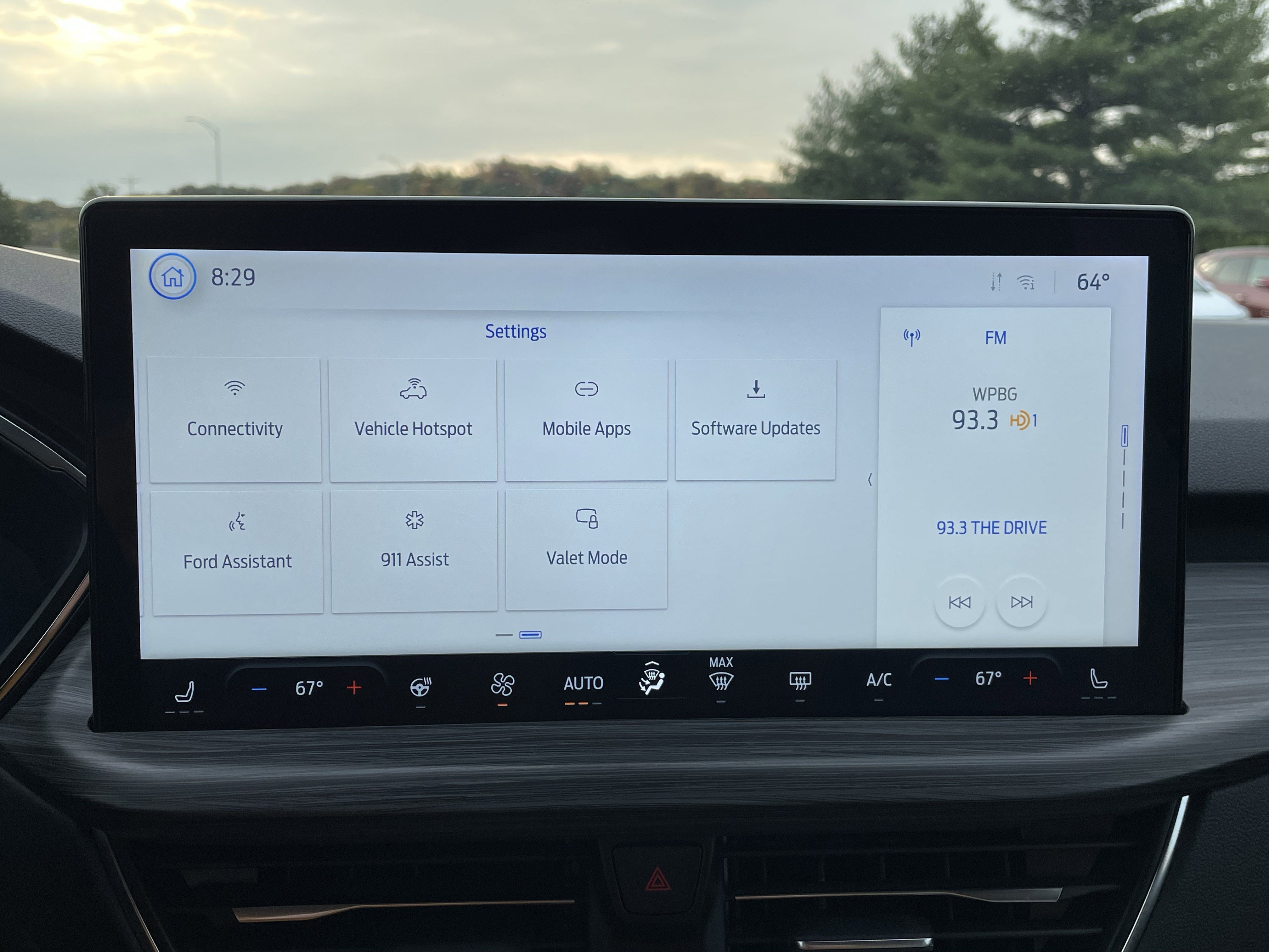 Used 2023 Ford Escape SE w/ PHEV Premium Package image 32