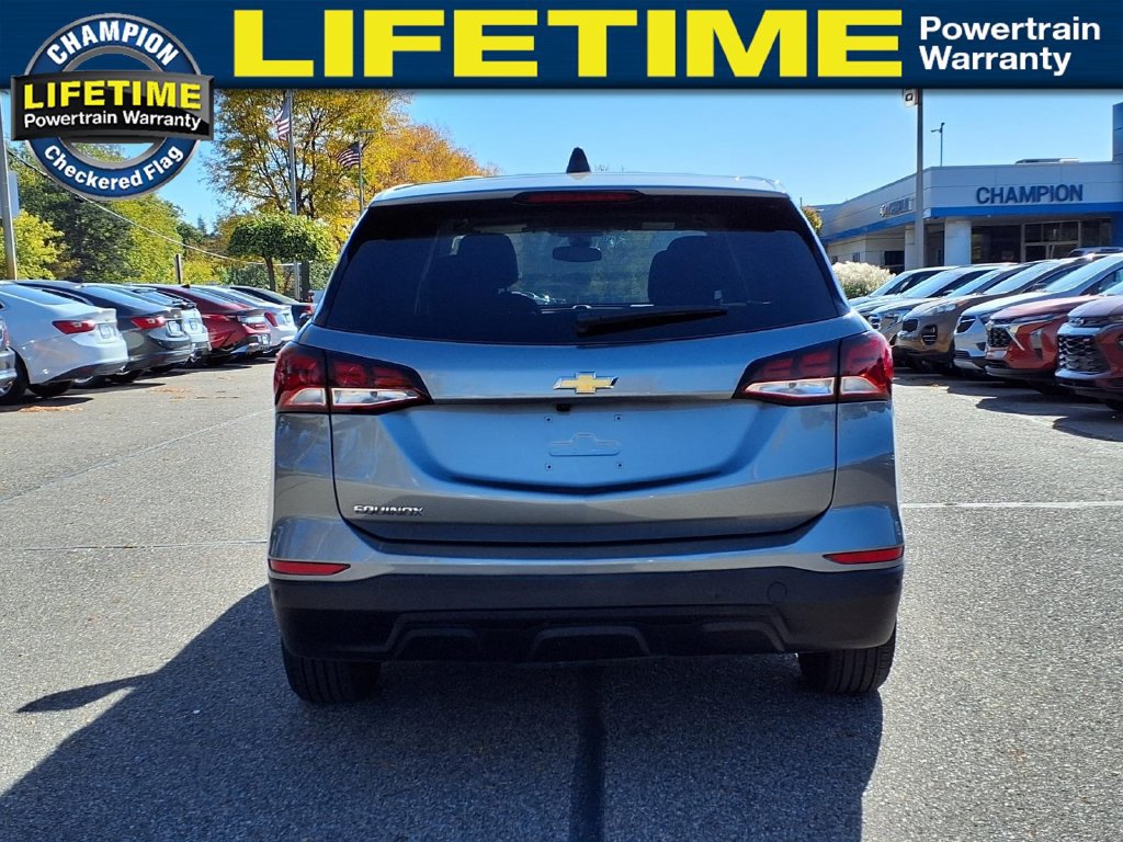 Used 2024 Chevrolet Equinox LS w/ LS Convenience Package FWD image 6