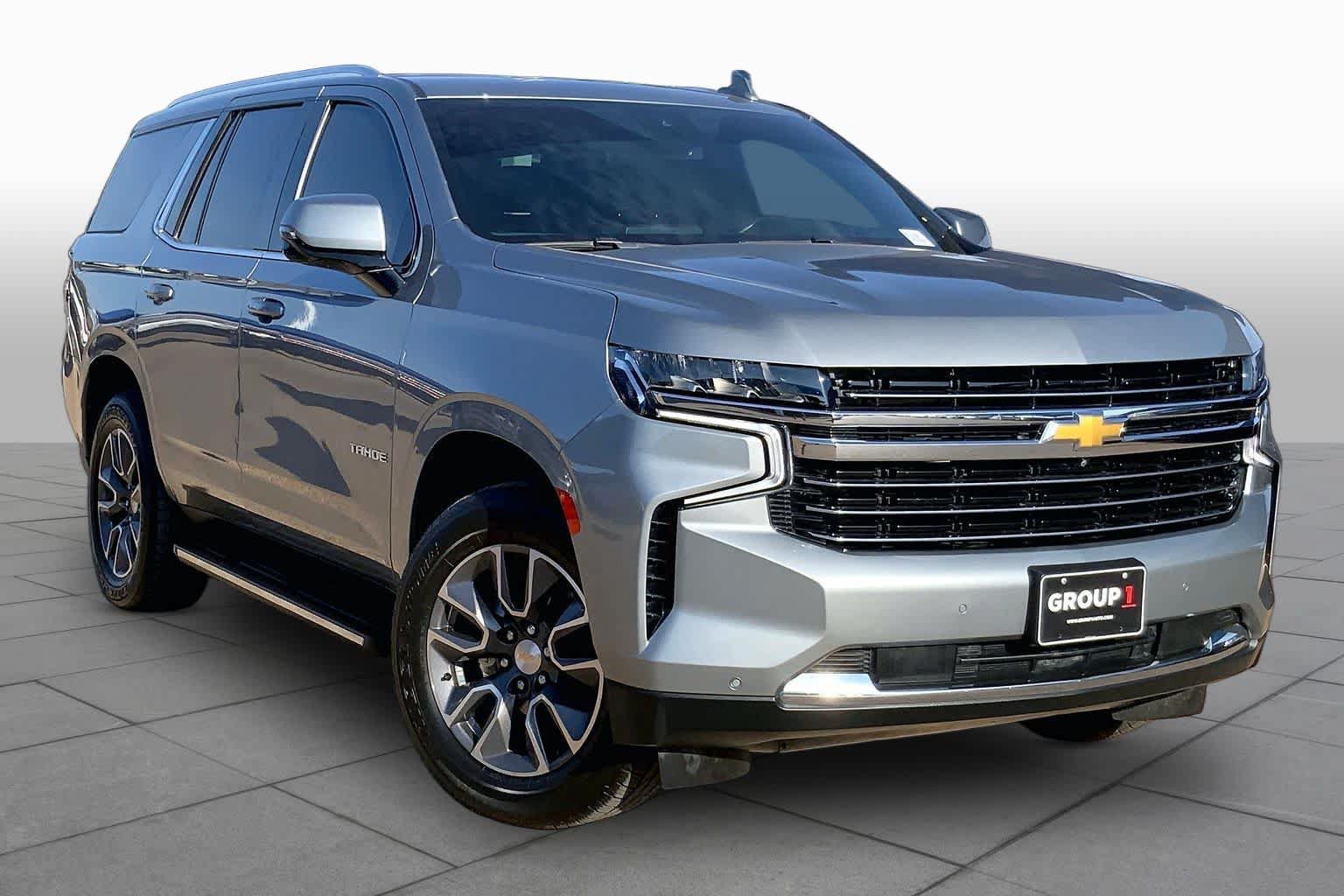 Used 2024 Chevrolet Tahoe LT w/ Luxury Package AWD/4WD image 3