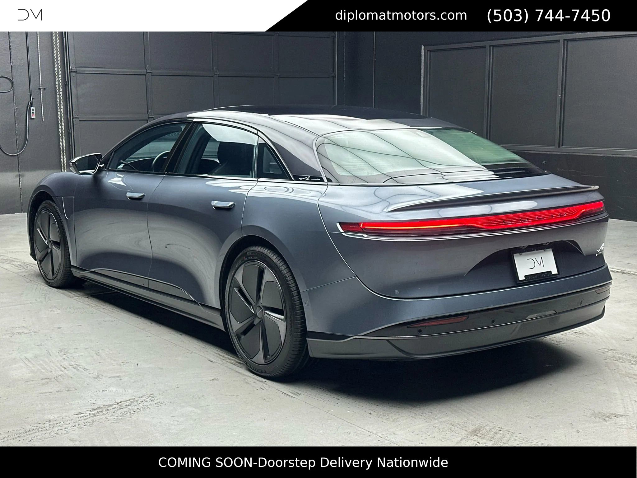Used 2024 Lucid Air Touring image 4