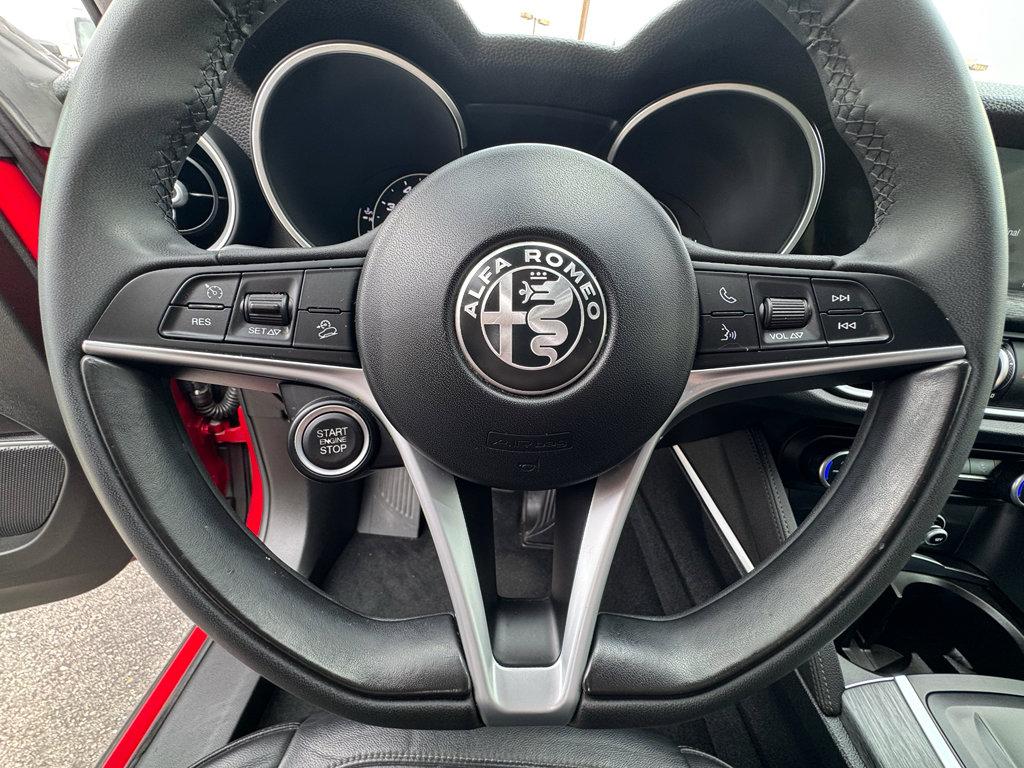 Used 2019 Alfa Romeo Stelvio RWD image 15