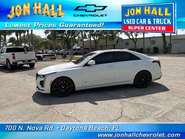 Used 2022 Cadillac CT4 V w/ Technology Package image 4