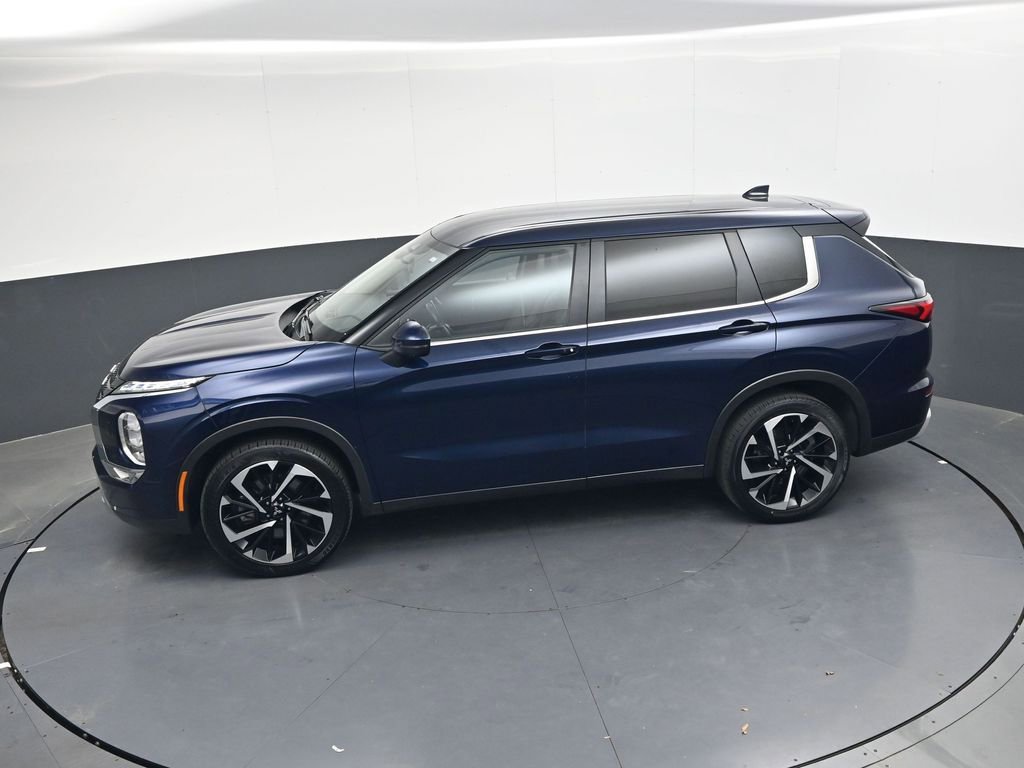 Used 2024 Mitsubishi Outlander SE AWD/4WD image 21