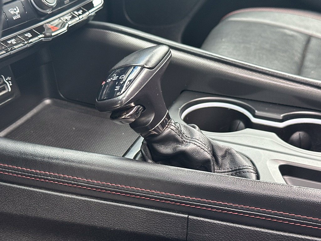 Used 2024 Dodge Durango GT AWD/4WD image 31