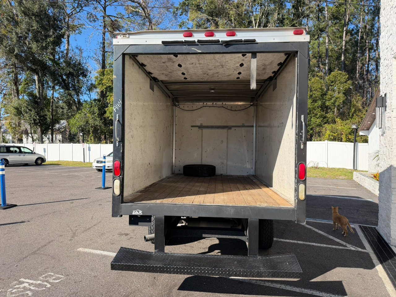 Used 2007 Chevrolet Express 3500 image 11