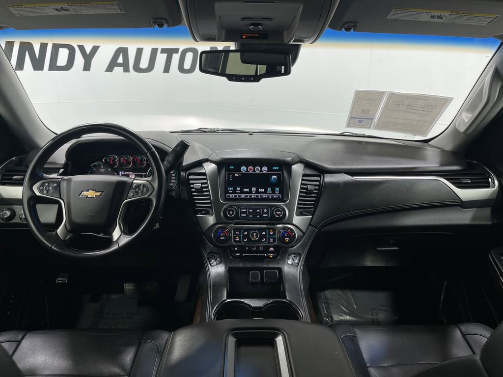 Used 2017 Chevrolet Suburban LT image 18