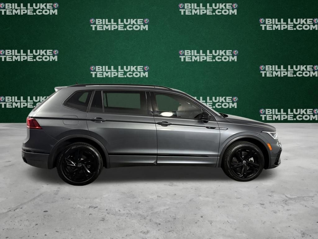 Used 2024 Volkswagen Tiguan SE R-Line image 5