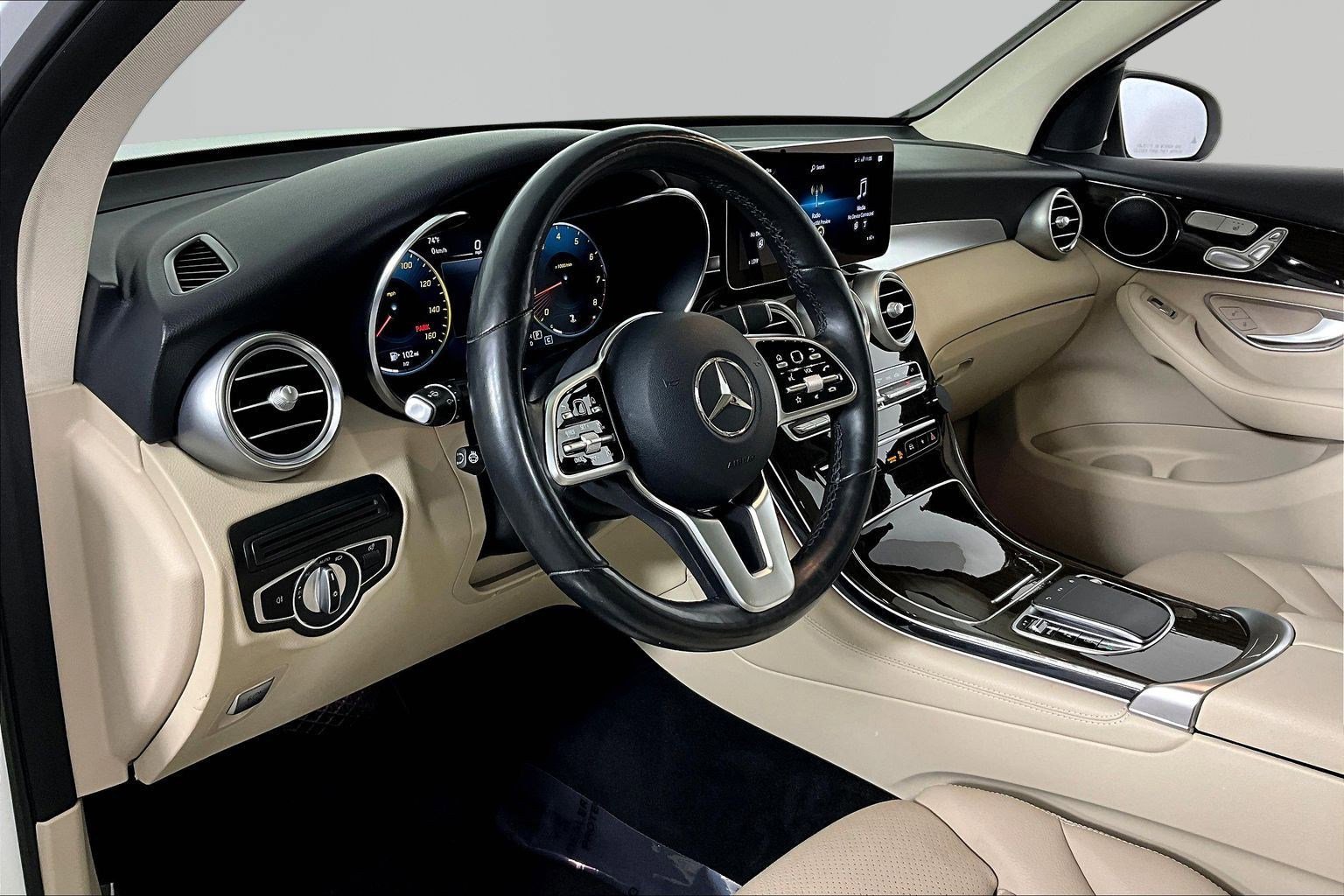 Used 2021 Mercedes-Benz GLC 300 4MATIC image 17