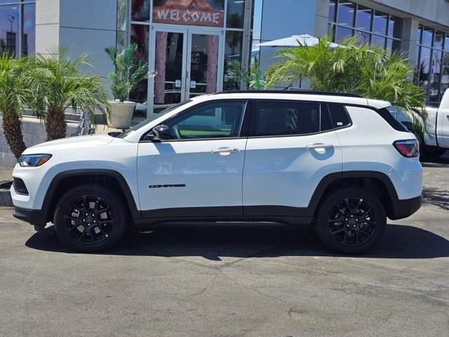 New 2026 Jeep Compass Latitude AWD/4WD image 5