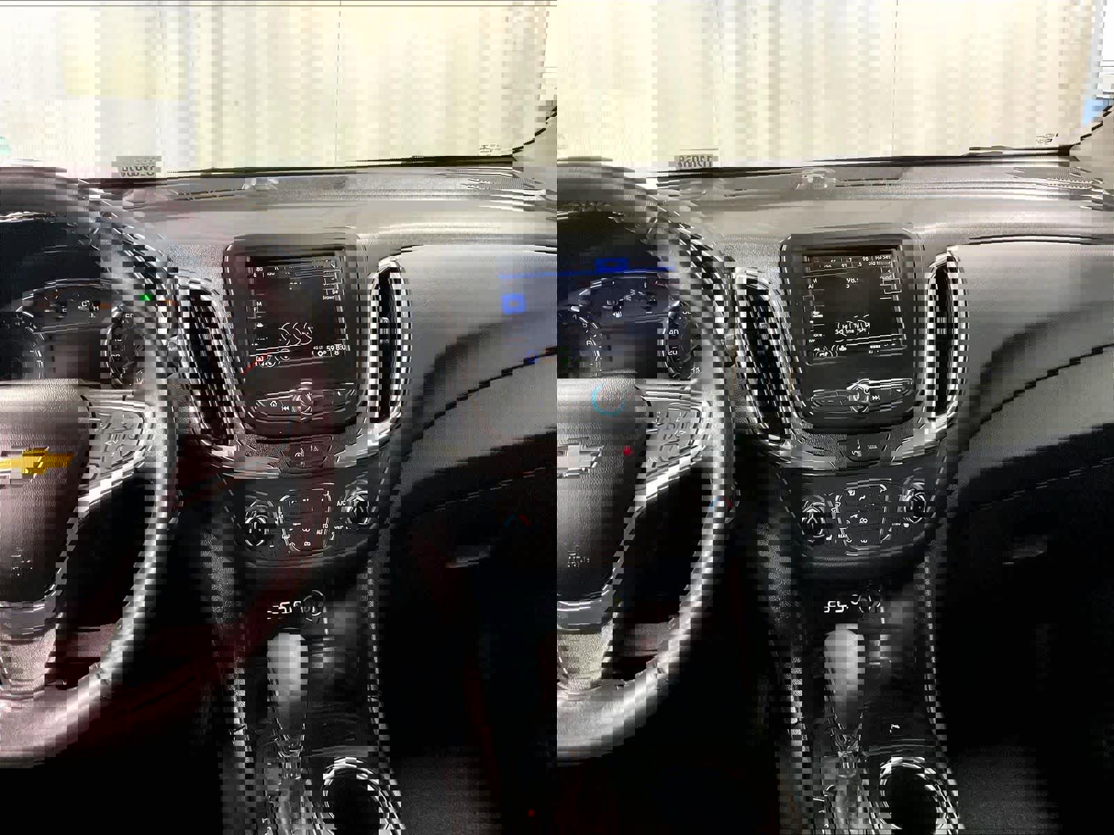 Used 2022 Chevrolet Equinox LT image 18