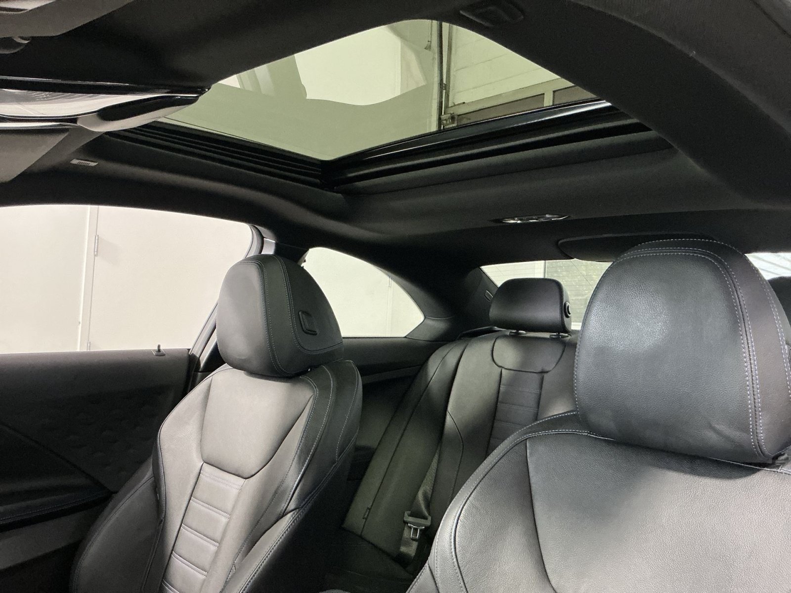 Used 2025 BMW M240i xDrive Coupe w/ Premium Package AWD/4WD image 25