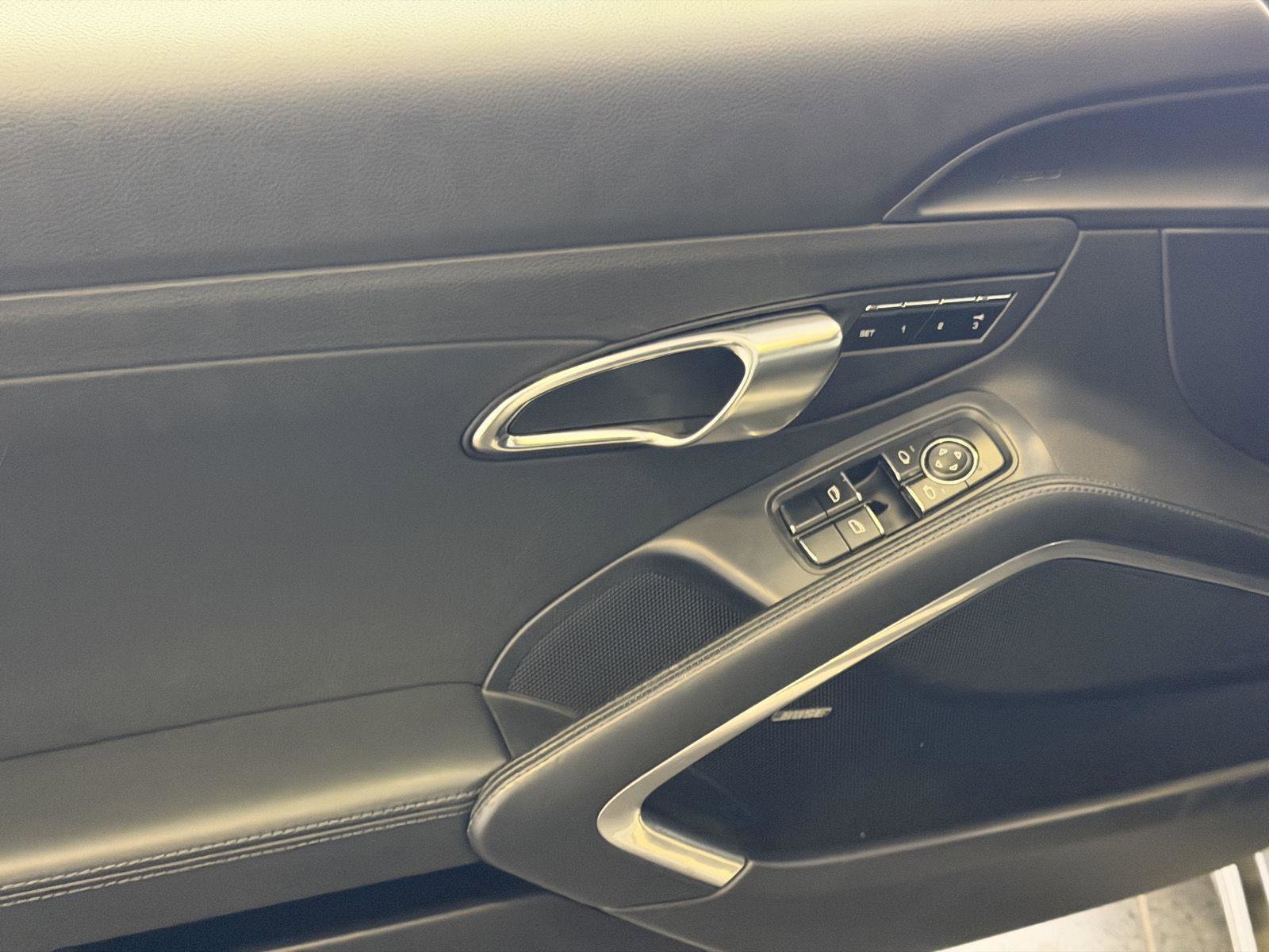 Used 2013 Porsche 911 Carrera image 14