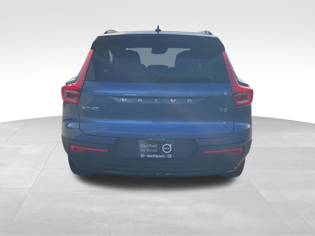 Used 2021 Volvo XC40 T5 R-Design w/ Advanced Package image 5