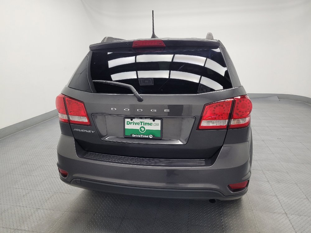 Used 2019 Dodge Journey SE w/ Connectivity Group FWD image 7