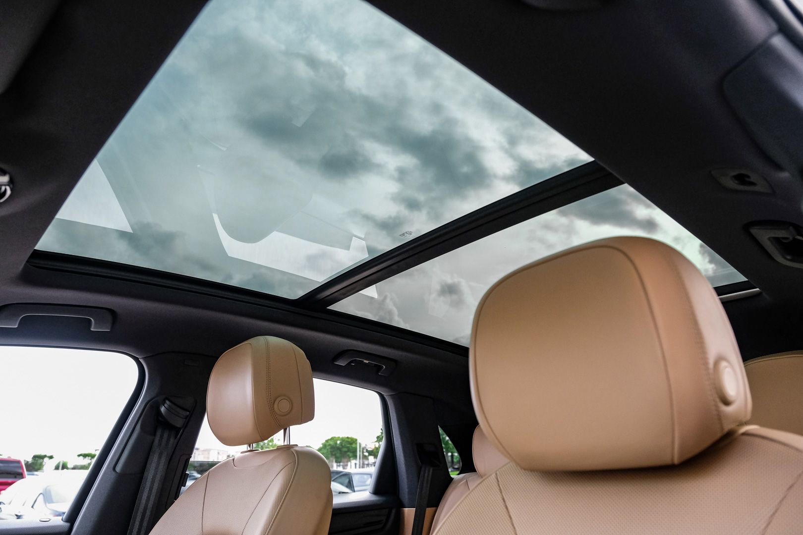 Used 2019 Porsche Cayenne AWD/4WD image 4