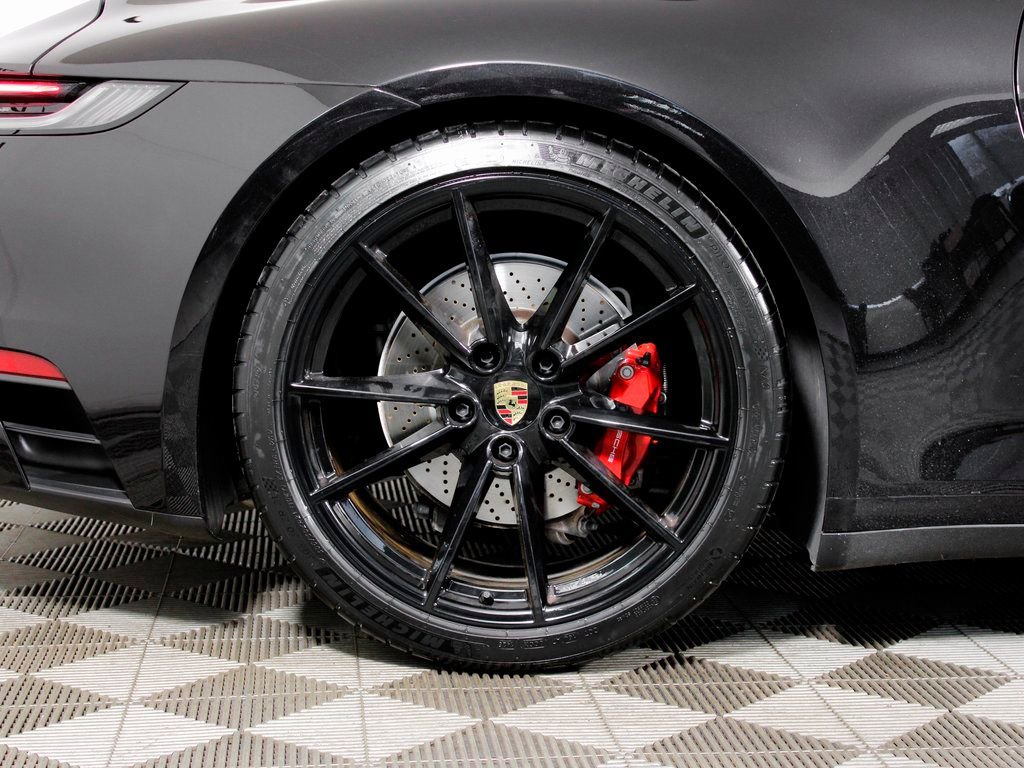 Certified 2024 Porsche 911 Carrera 4S image 41