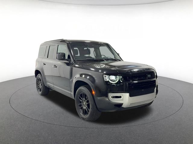 Used 2025 Land Rover Defender 110 S image 3