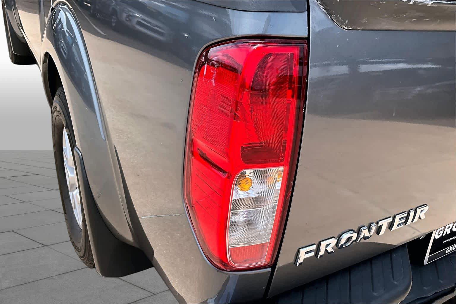 Used 2018 Nissan Frontier SV w/ Value Truck Package RWD image 28