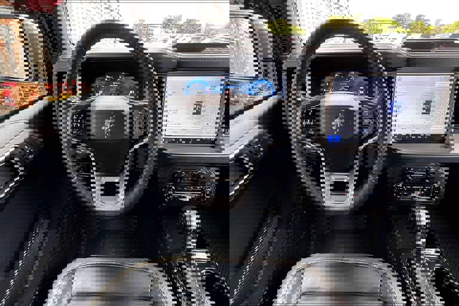 Certified 2025 Ford Bronco Outer Banks image 6