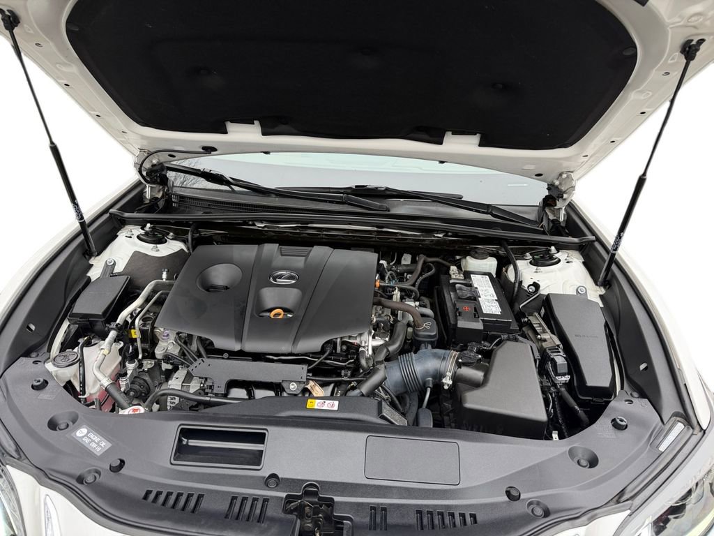 Used 2021 Lexus ES 250 w/ Premium Package image 26