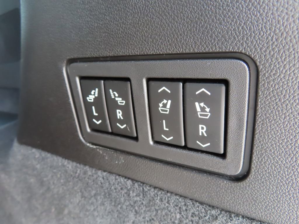 Certified 2024 Cadillac XT6 Premium Luxury image 20