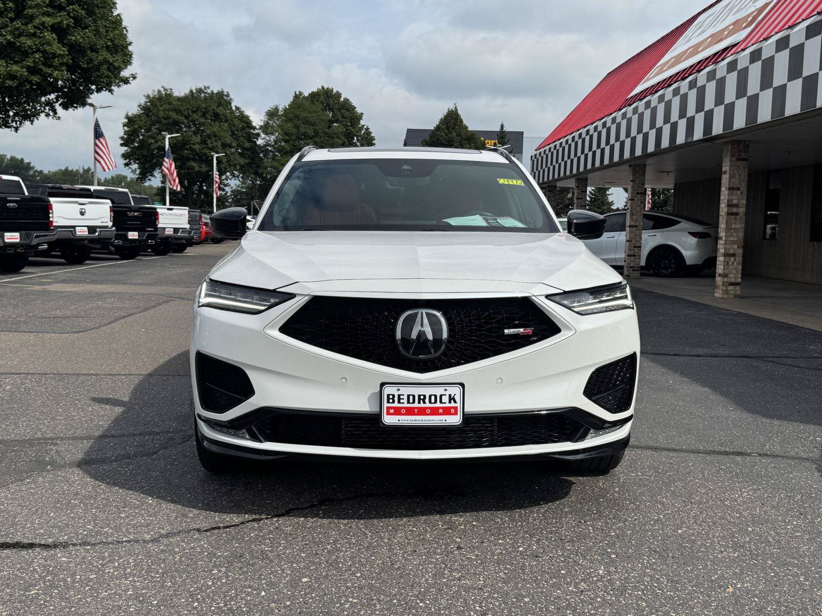 Used 2022 Acura MDX Type S w/ Advance Package AWD/4WD image 2