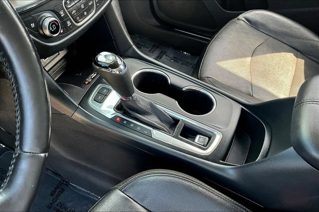 Used 2020 Chevrolet Equinox Premier AWD/4WD image 18
