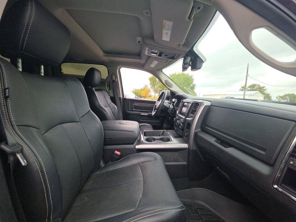 Used 2018 RAM 2500 Laramie w/ Sport Appearance Group AWD/4WD image 16