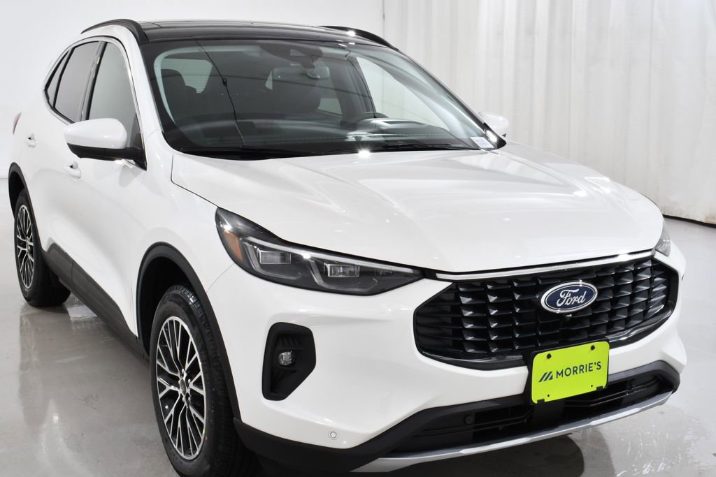 New 2026 Ford Escape SE w/ PHEV Premium Package FWD image 4