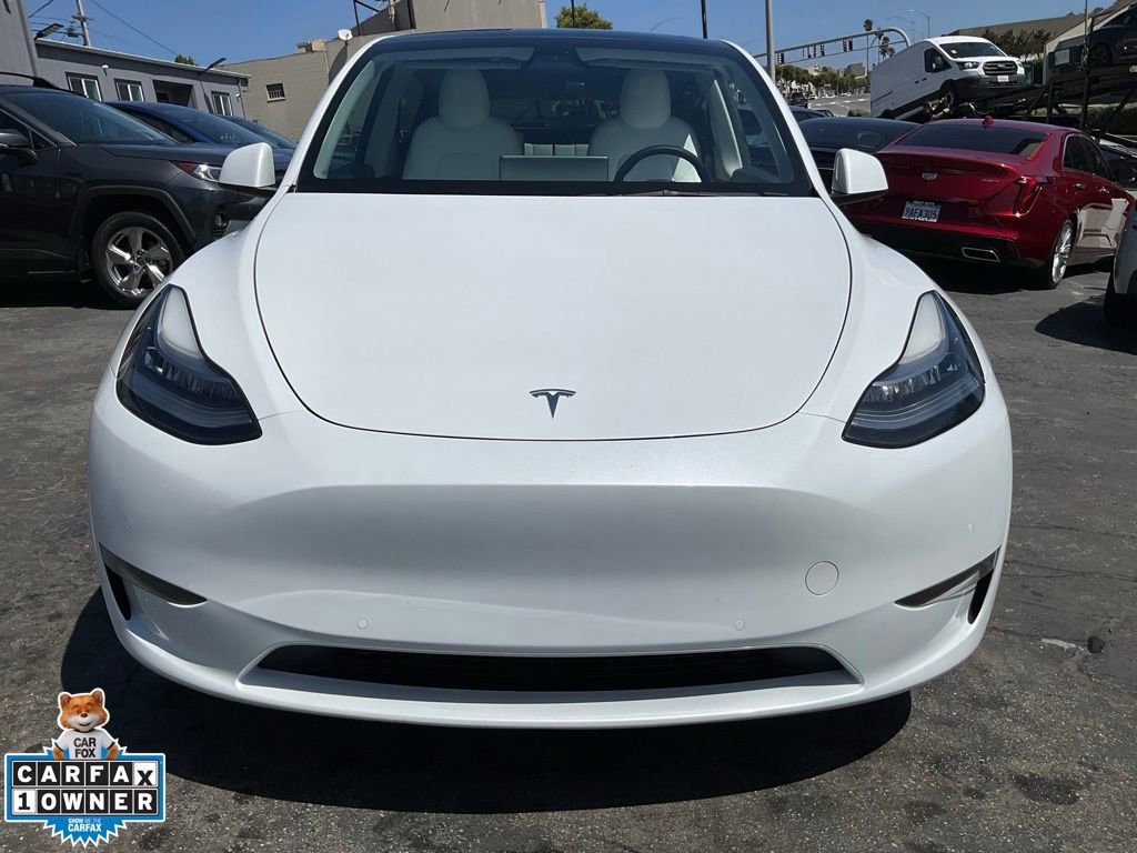 Used 2022 Tesla Model Y Long Range AWD/4WD image 2