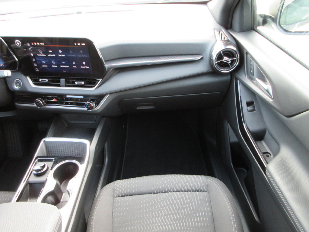 Certified 2026 Chevrolet Equinox LT AWD/4WD image 17