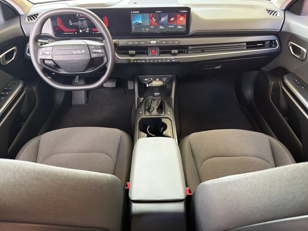 Used 2025 Kia K4 FWD image 22