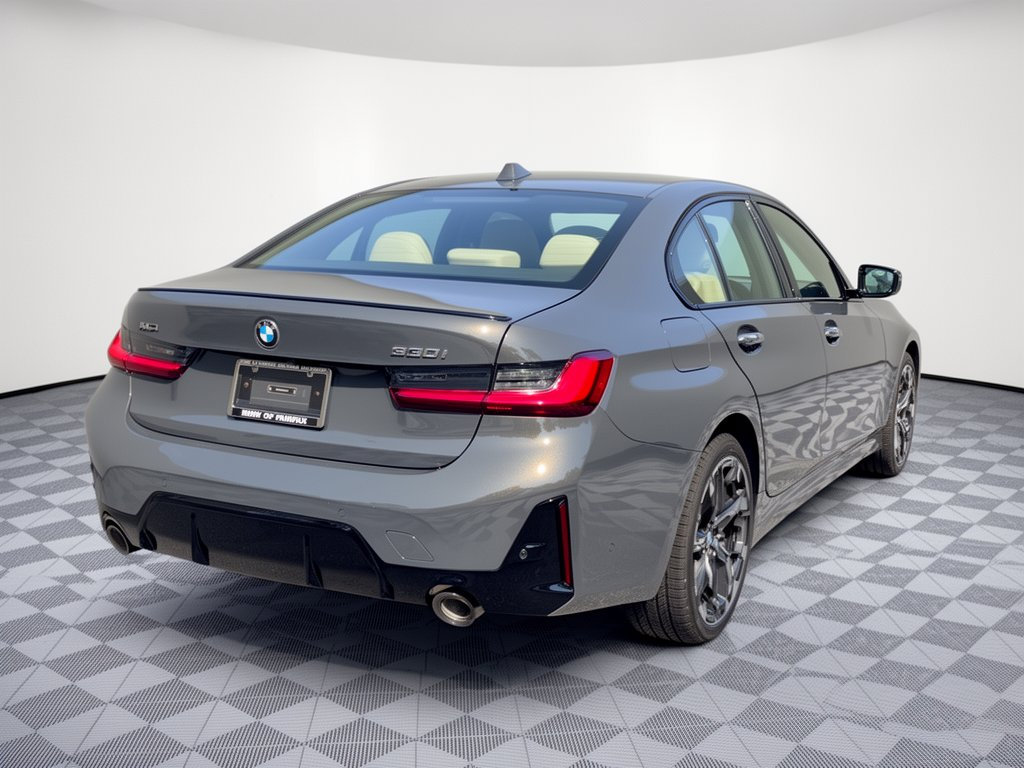 New 2026 BMW 330i xDrive Sedan w/ M Sport Package AWD/4WD image 9