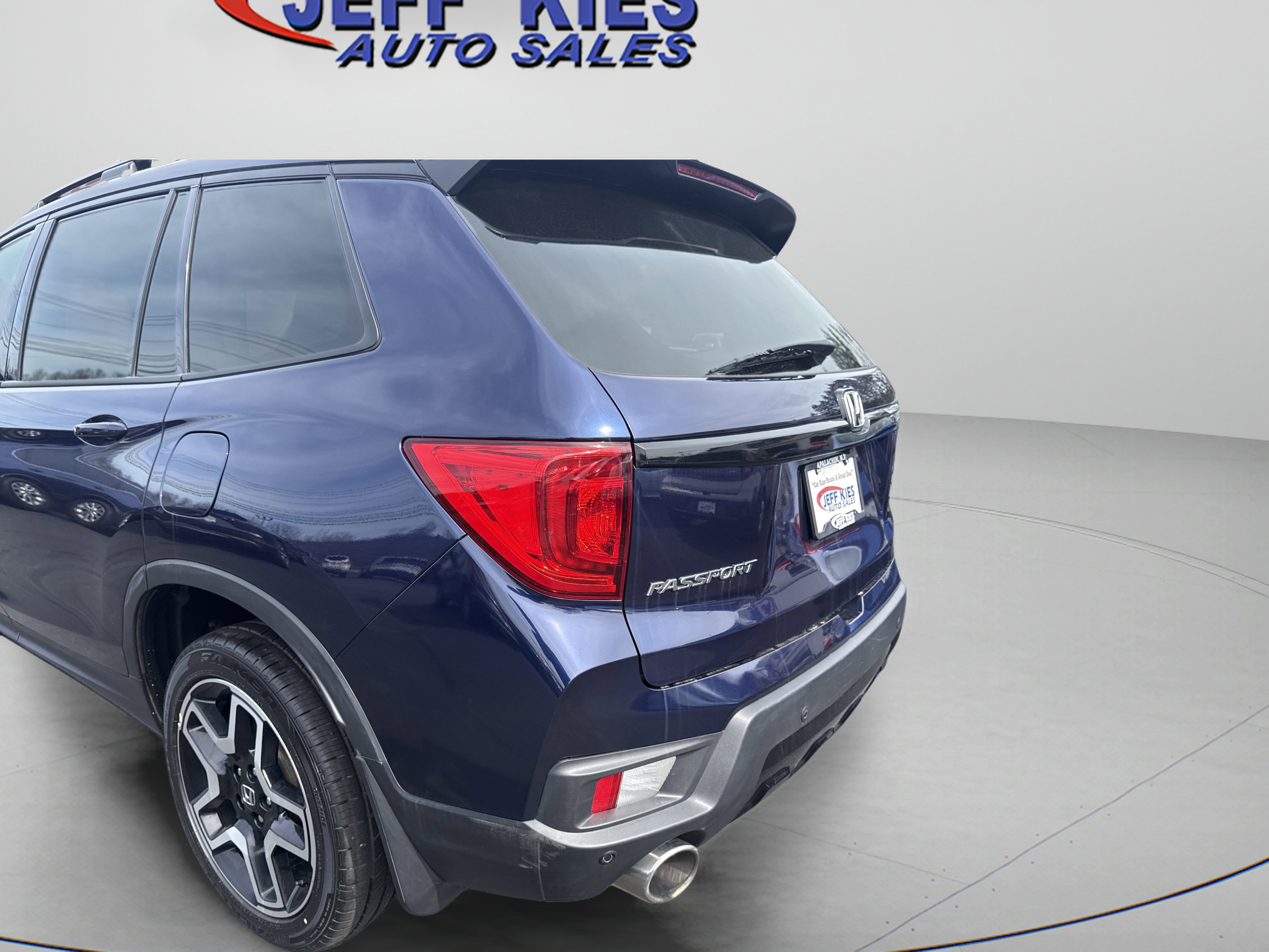 Used 2022 Honda Passport Elite image 7
