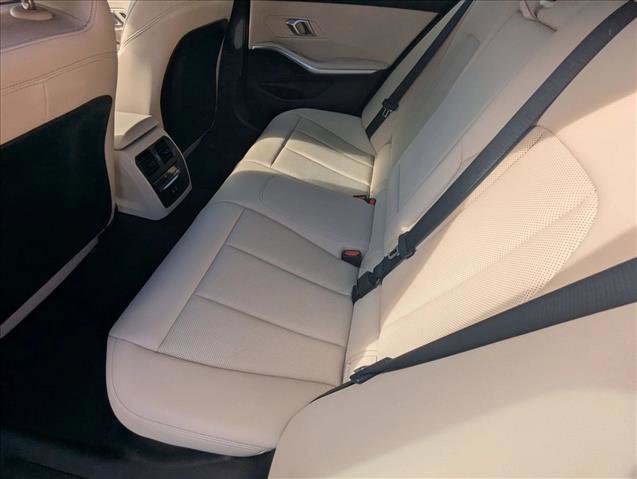 Certified 2025 BMW 330i Sedan w/ Premium Package image 20