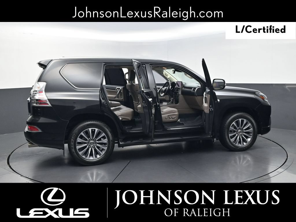 Certified 2022 Lexus GX 460 Luxury w/ Accessory Package AWD/4WD image 32