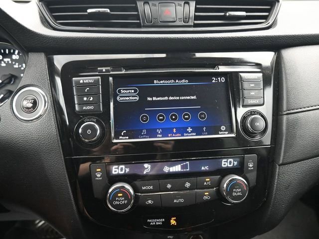 Used 2019 Nissan Rogue SV AWD/4WD image 18