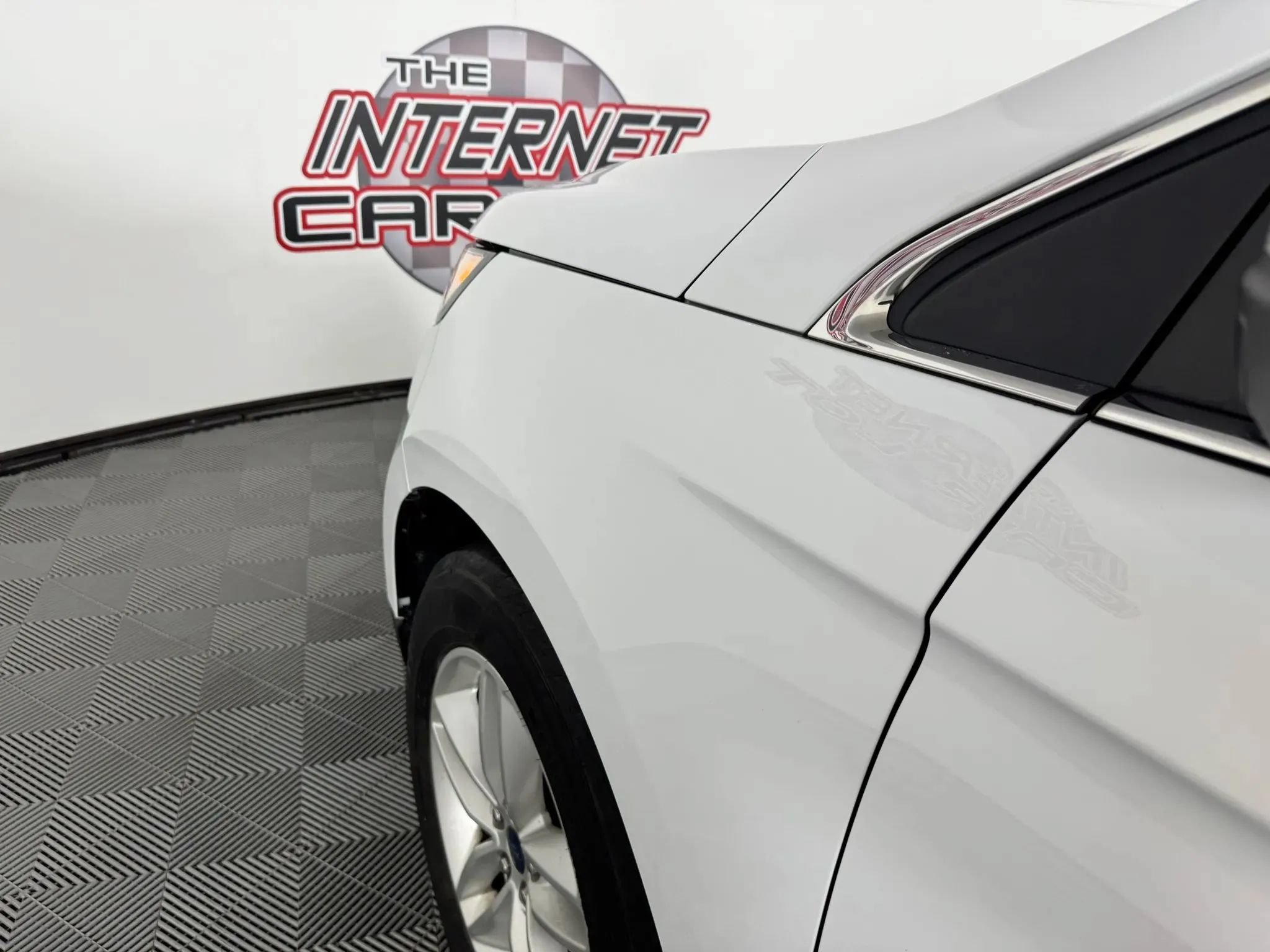 Used 2016 Ford Edge SEL FWD image 22