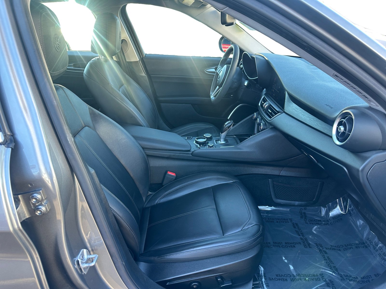 Used 2018 Alfa Romeo Giulia image 15