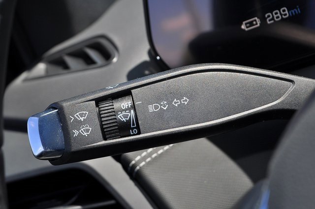 New 2025 Chevrolet Silverado EV LT image 19