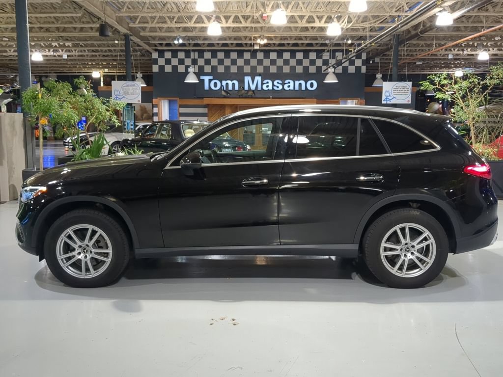 Used 2023 Mercedes-Benz GLC 300 4MATIC image 10