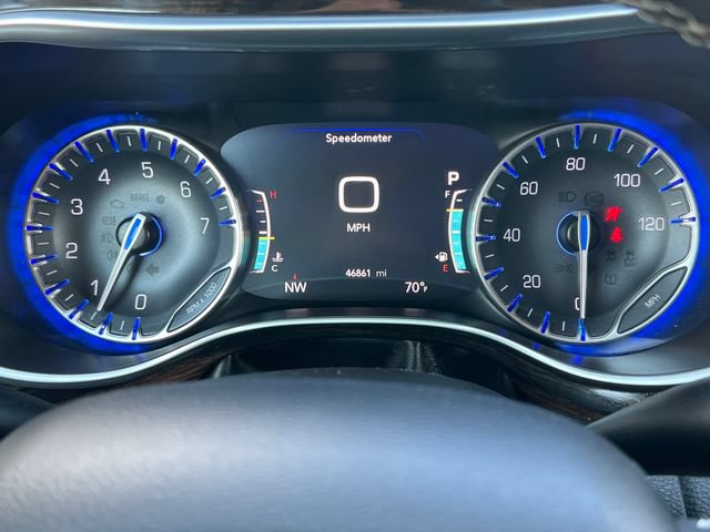 Used 2024 Chrysler Pacifica Limited w/ Uconnect Theater Family Group AWD/4WD image 24
